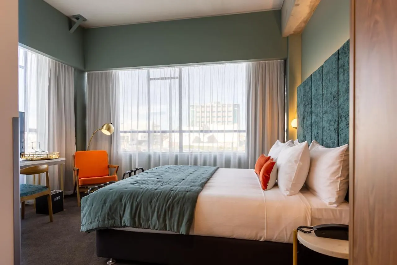 The Muse Christchurch Art Hotel 4*,